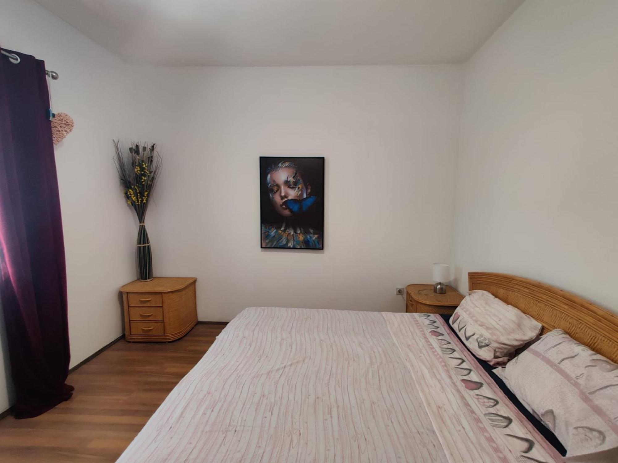 Apartments Pula With Private Parking Self Check In Exterior photo