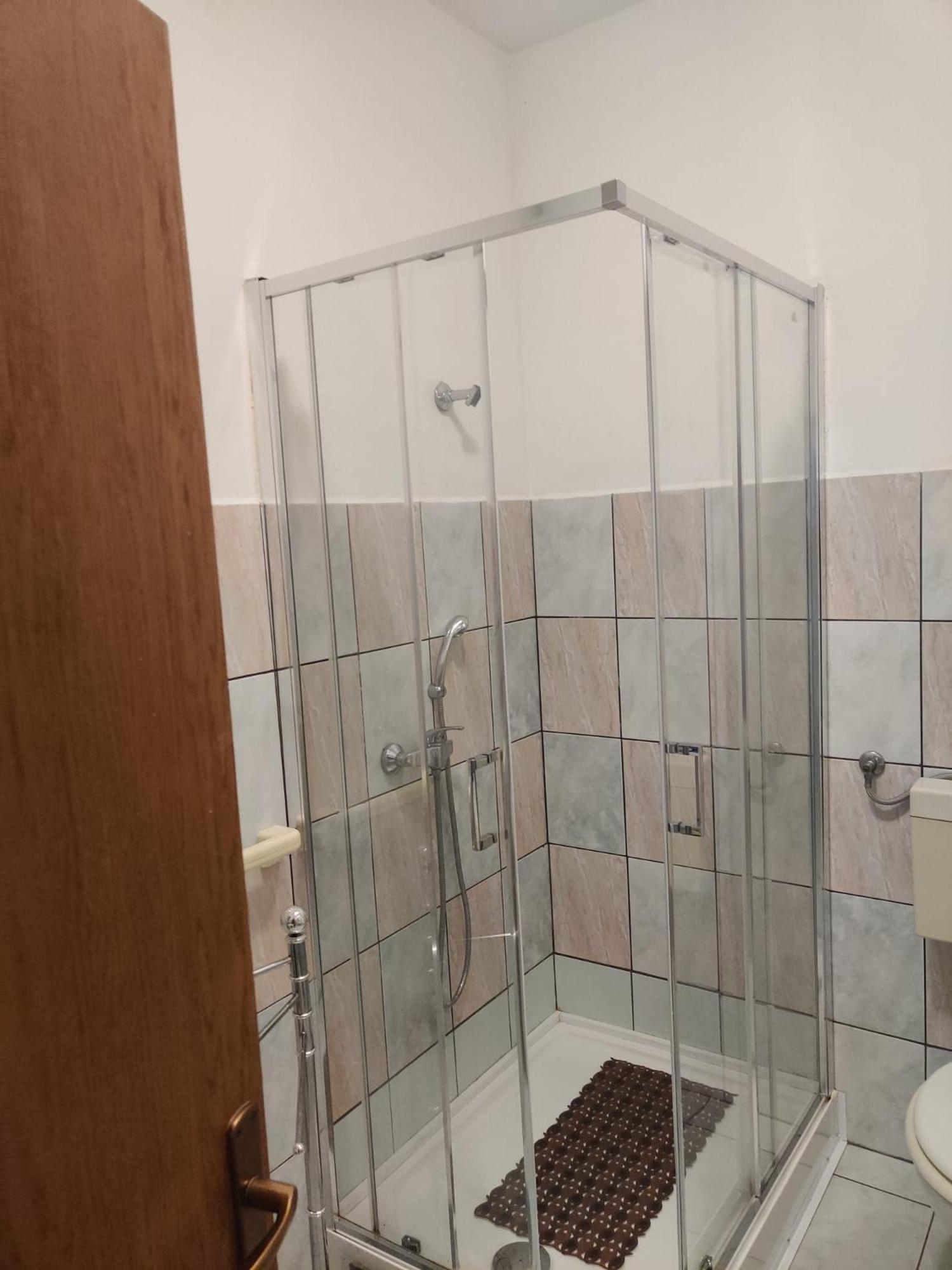 Apartments Pula With Private Parking Self Check In Exterior photo