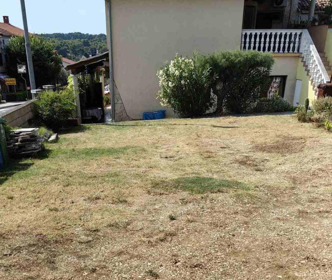 Apartments Pula With Private Parking Self Check In Exterior photo